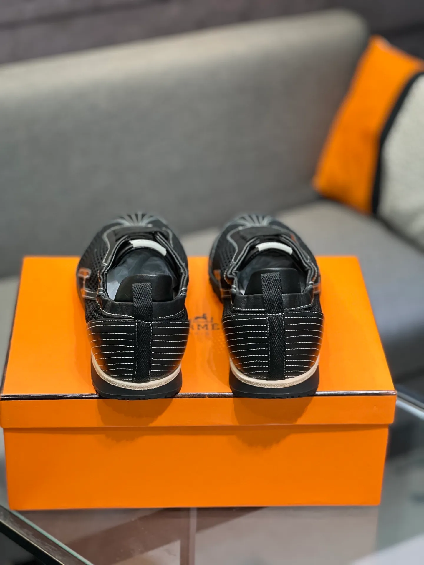 Men's shoes 💰700 [HERMES] Hermès - High-end quality original order 🔍🔍 - Upper: 🔝 cowhide suede splicing design - Inner lining: imported mixed sheepskin - Outsole: TPR foam · Rubber: two-color combined molding outsole - Super high quality control · Fine workmanship: highlighted (high-end, luxury, grade) -Size: 38-44 (45, 46, can be customized)